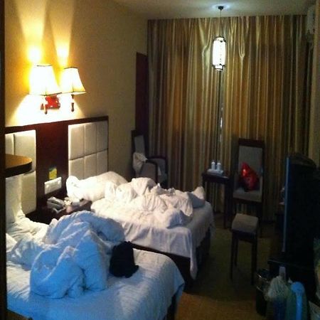 Triumph Power Hotel Shiyan (Hubei) Exterior foto