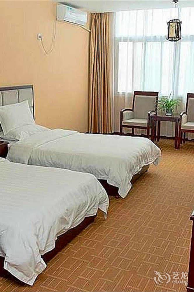 Triumph Power Hotel Shiyan (Hubei) Exterior foto